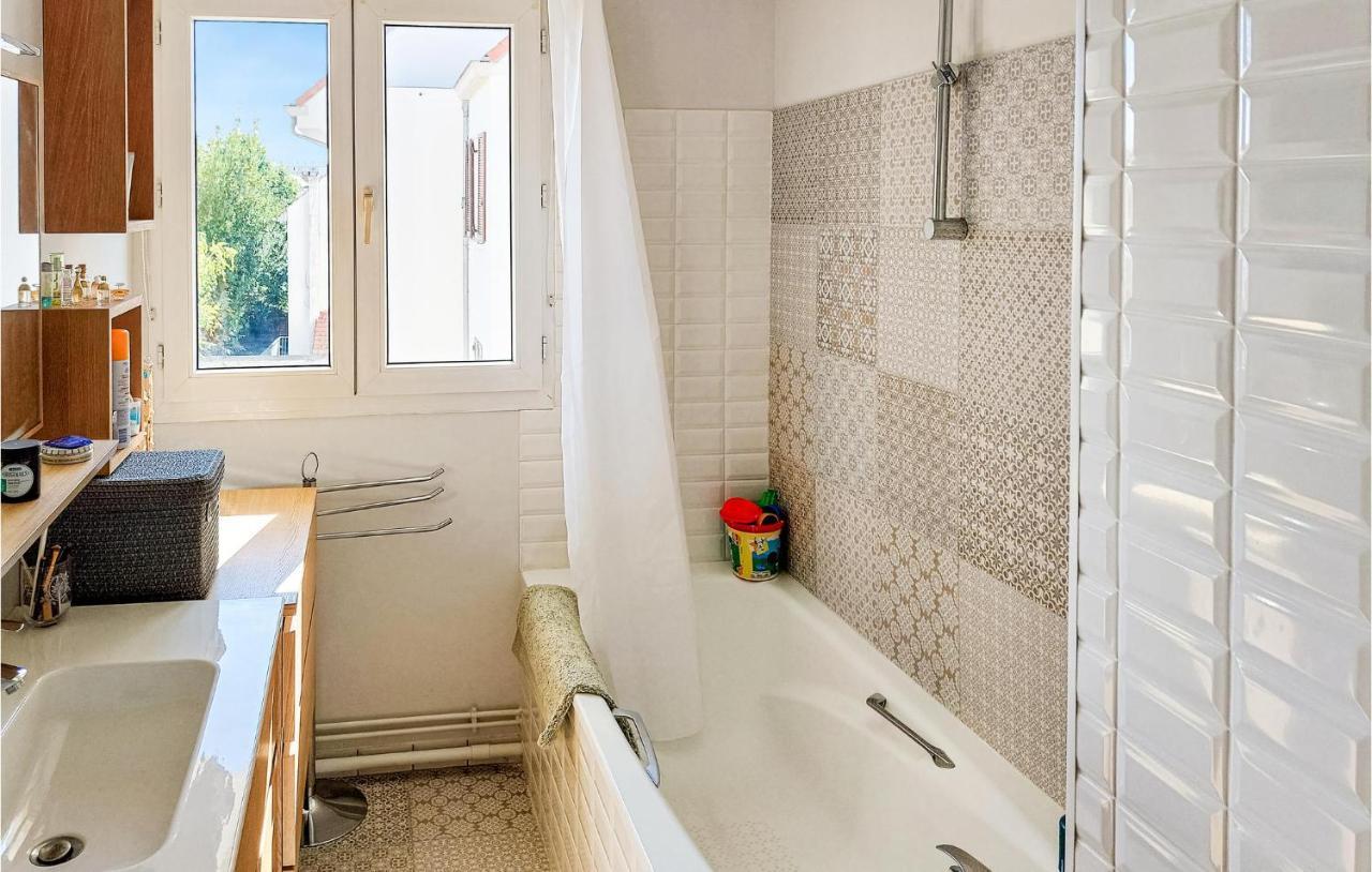 Awesome Apartment In Triel-Sur-Seine With Kitchen エクステリア 写真